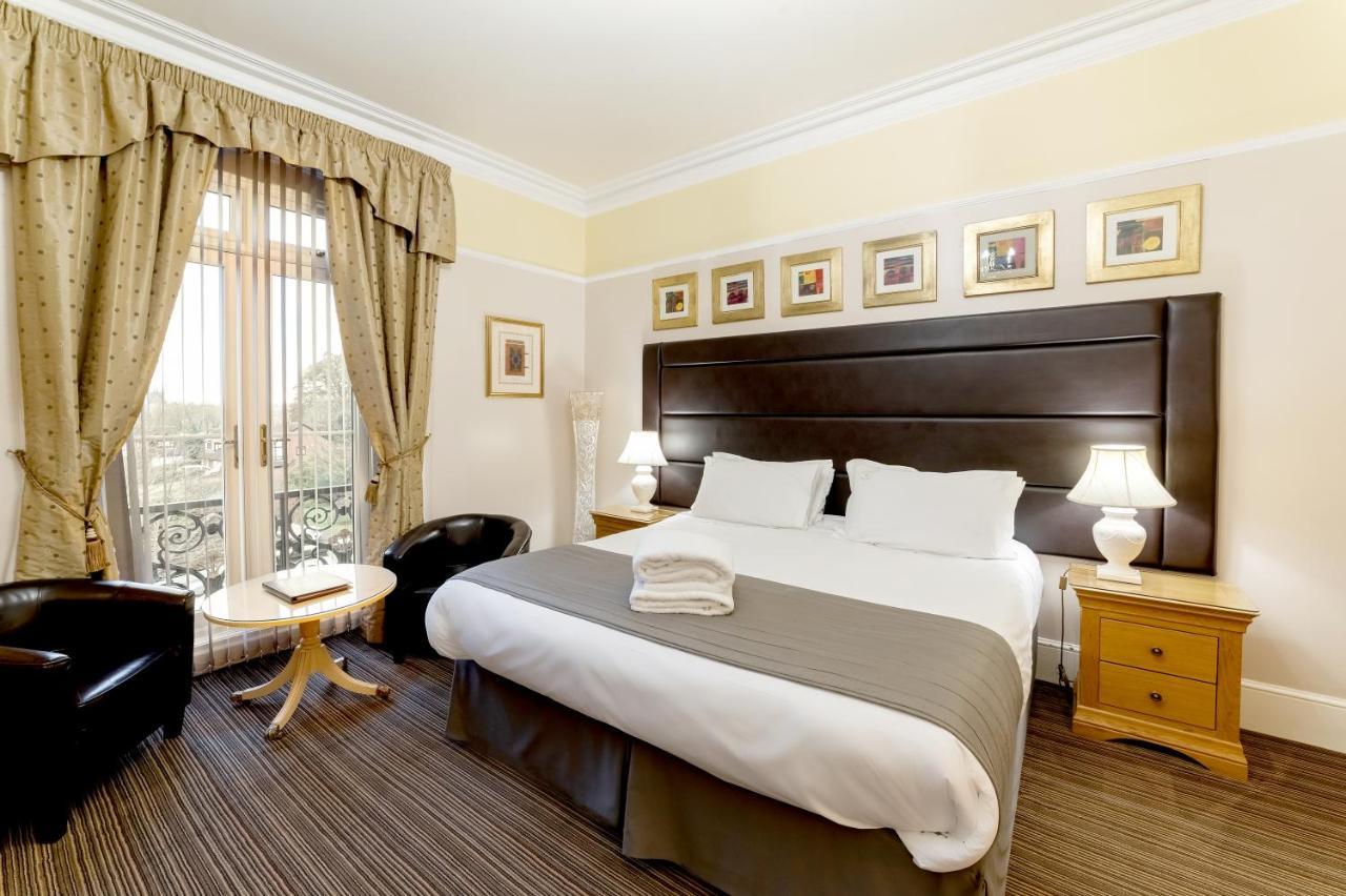 Charades Guest House Херефорд Экстерьер фото