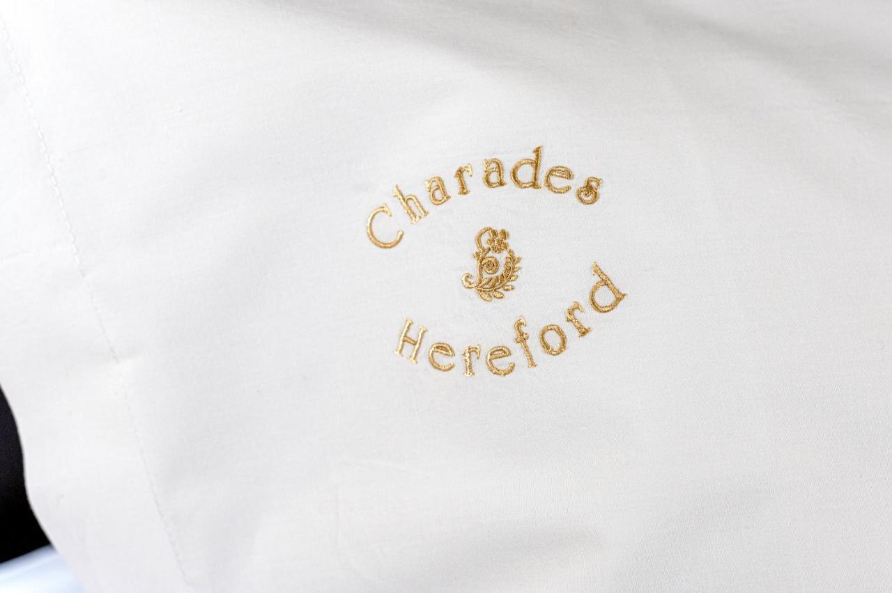 Charades Guest House Херефорд Экстерьер фото