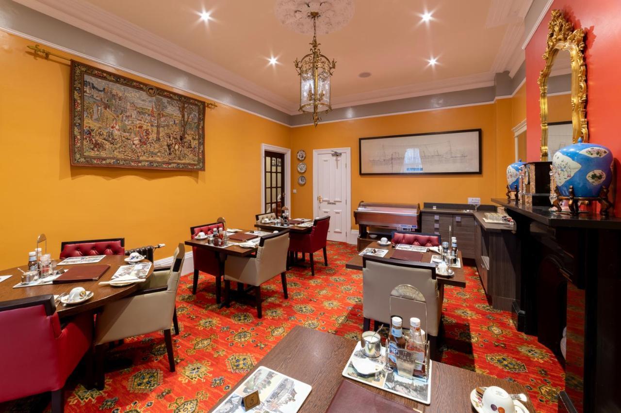 Charades Guest House Херефорд Экстерьер фото