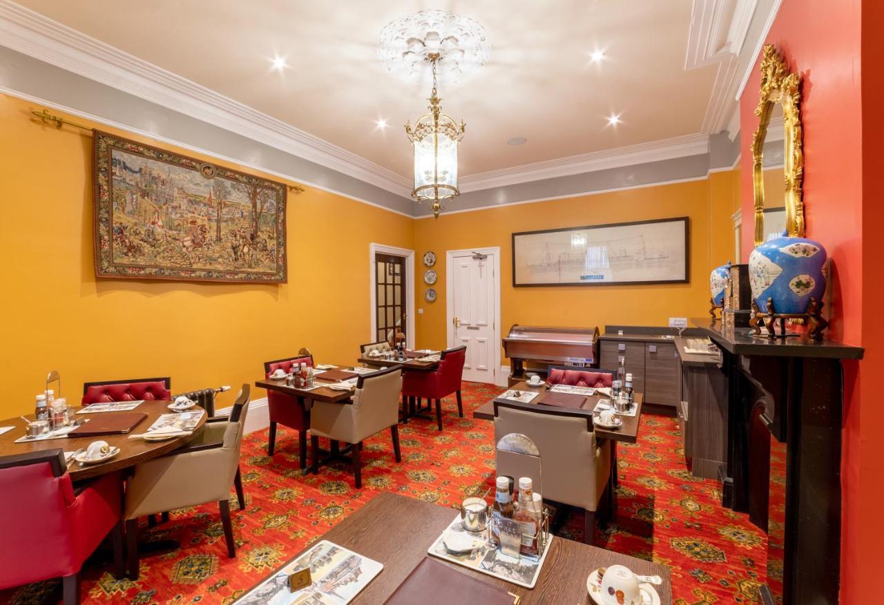 Charades Guest House Херефорд Экстерьер фото